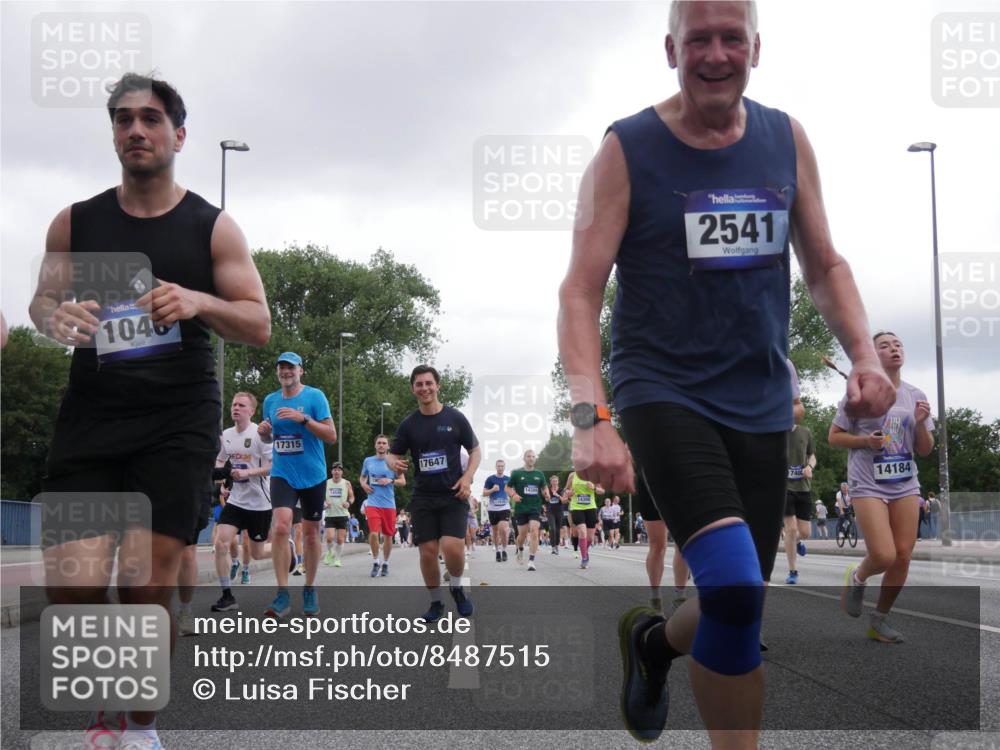 29.06.2025 - hella hamburg halbmarathon Luisa Fischer http://msf.ph/oto/8487515 29.06.2025 10:53:08 Kennedybrücke 1046, 24, 17315, 14545, 17647, 14389, 14390, 2541, 14184, 1805, 2541, 2927, 3070, 4589, 5106, 5997, 6680, 6694, 9015, 9162, 10038, 10704 meine-sportfotos.de
