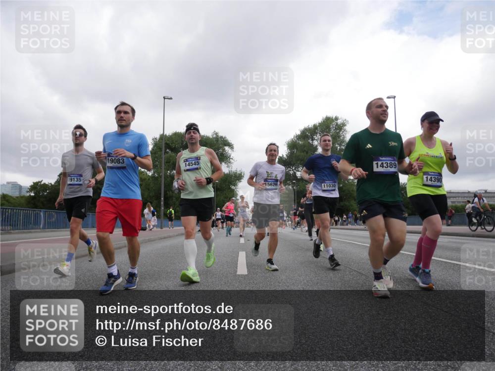 29.06.2025 - hella hamburg halbmarathon Luisa Fischer http://msf.ph/oto/8487686 29.06.2025 10:53:13 Kennedybrücke 19135, 19083, 14545, 15626, 11030, 14389, 14390, 1525, 2927, 3070, 4589, 5997, 6680, 6694, 6989, 8254, 9261, 10060, 10704 meine-sportfotos.de