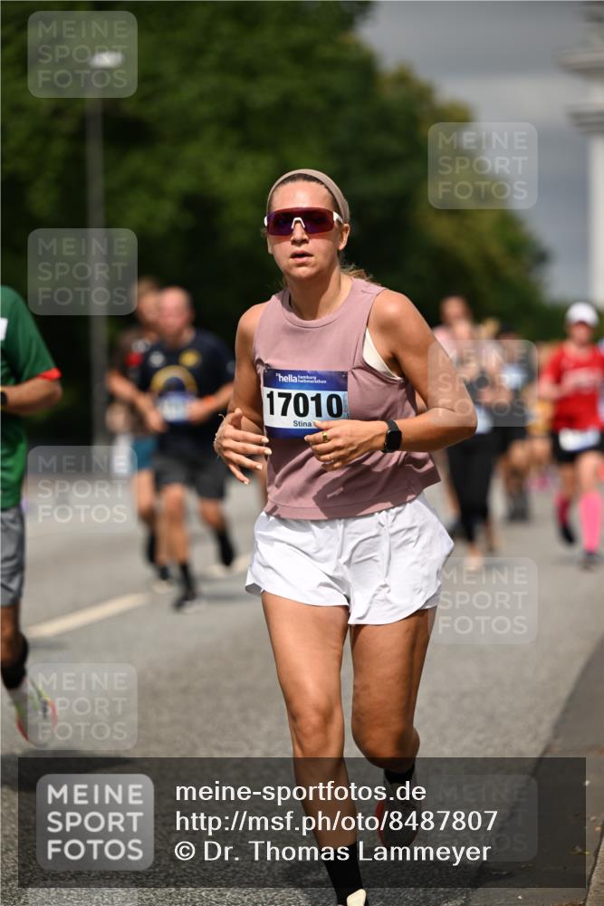 29.06.2025 - hella hamburg halbmarathon Dr. Thomas Lammeyer http://msf.ph/oto/8487807 29.06.2025 10:21:14 Kennedybrücke 1083, 1117, 1137, 1403, 2225, 2860, 2908, 3210, 3450, 3622, 5037, 5390, 5995, 6126, 6128, 6328, 6488, 6520, 6522, 6786, 6941, 6948, 7114, 7115, 7291, 7345, 8253, 8309, 8513, 8558, 8895, 8983, 9259, 9647, 9675, 10314, 10317, 10377, 10592, 10735 meine-sportfotos.de
