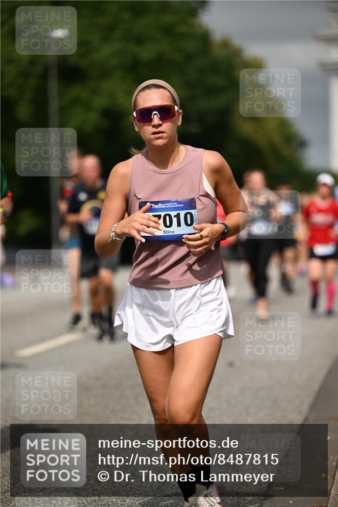 29.06.2025 - hella hamburg halbmarathon Dr. Thomas Lammeyer http://msf.ph/oto/8487815 29.06.2025 10:21:14 Kennedybrücke 1083, 1117, 1137, 1403, 2225, 2860, 2908, 3210, 3450, 3622, 5037, 5390, 5995, 6126, 6128, 6328, 6488, 6520, 6522, 6786, 6941, 6948, 7114, 7115, 7291, 7345, 8253, 8309, 8513, 8558, 8895, 8983, 9259, 9647, 9675, 10314, 10317, 10377, 10592, 10735 meine-sportfotos.de