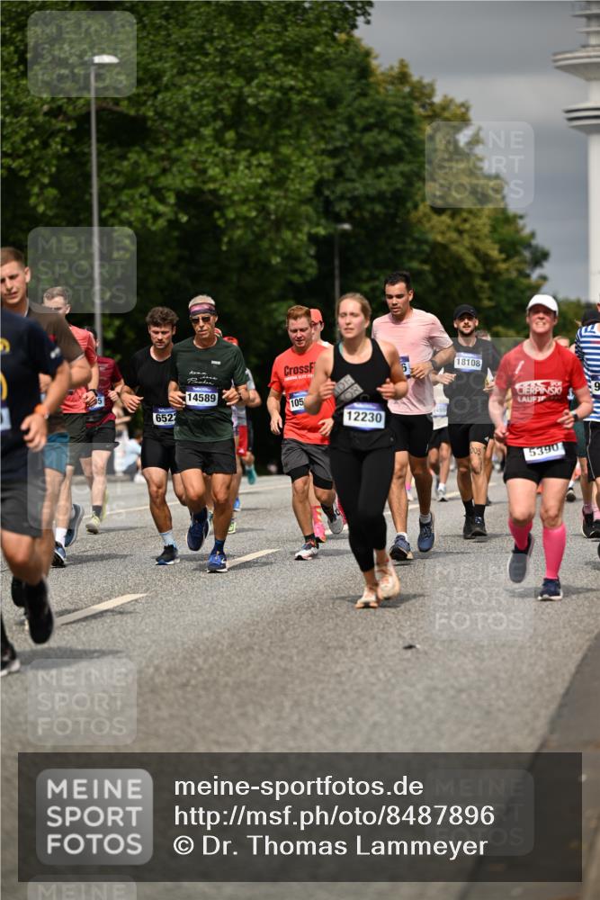 29.06.2025 - hella hamburg halbmarathon Dr. Thomas Lammeyer http://msf.ph/oto/8487896 29.06.2025 10:21:16 Kennedybrücke 1083, 1137, 1403, 2225, 2860, 2908, 3210, 3450, 3464, 3466, 3622, 5390, 5995, 6126, 6128, 6328, 6488, 6520, 6522, 6786, 6941, 6948, 7114, 7115, 7291, 7345, 8253, 8309, 8513, 8558, 8895, 8983, 9259, 9647, 10377, 10592, 10735 meine-sportfotos.de