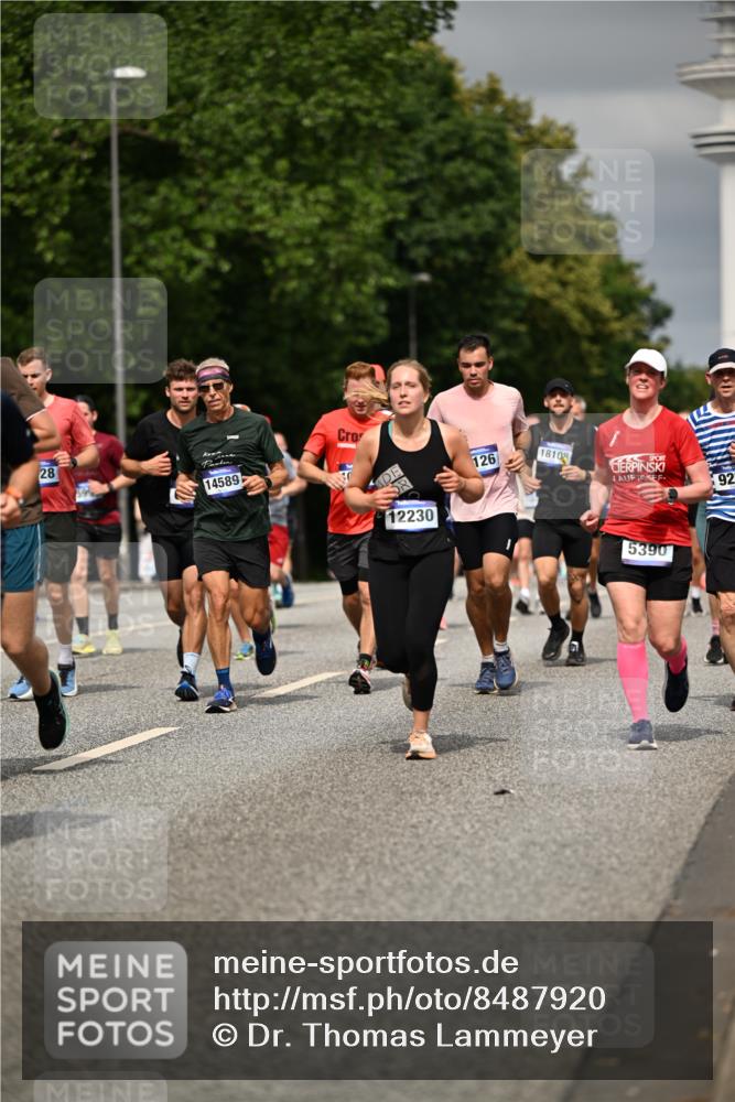 29.06.2025 - hella hamburg halbmarathon Dr. Thomas Lammeyer http://msf.ph/oto/8487920 29.06.2025 10:21:16 Kennedybrücke 1083, 1137, 1403, 2225, 2860, 2908, 3210, 3450, 3464, 3466, 3622, 5390, 5995, 6126, 6128, 6328, 6488, 6520, 6522, 6786, 6941, 6948, 7114, 7115, 7291, 7345, 8253, 8309, 8513, 8558, 8895, 8983, 9259, 9647, 10377, 10592, 10735 meine-sportfotos.de