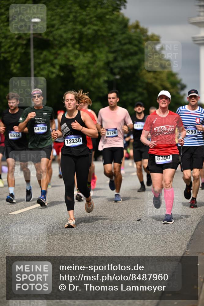 29.06.2025 - hella hamburg halbmarathon Dr. Thomas Lammeyer http://msf.ph/oto/8487960 29.06.2025 10:21:17 Kennedybrücke 1083, 1137, 1403, 2225, 2860, 2908, 3210, 3464, 3466, 3622, 5390, 5995, 6126, 6128, 6328, 6488, 6520, 6522, 6786, 6941, 6948, 7114, 7115, 7291, 7345, 8253, 8309, 8513, 8558, 8895, 8983, 9259, 9647, 10377, 10592, 10735 meine-sportfotos.de
