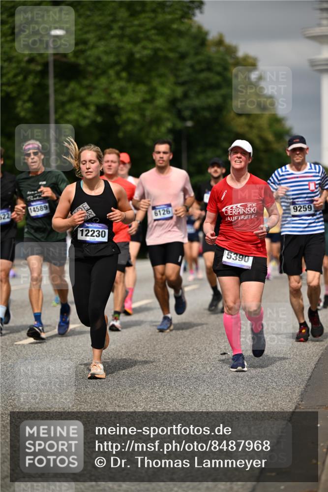 29.06.2025 - hella hamburg halbmarathon Dr. Thomas Lammeyer http://msf.ph/oto/8487968 29.06.2025 10:21:18 Kennedybrücke 1083, 1137, 1403, 2225, 2860, 2908, 3210, 3464, 3466, 3622, 5390, 5929, 5995, 6126, 6128, 6328, 6488, 6520, 6522, 6786, 6941, 6948, 7114, 7115, 7291, 7345, 8253, 8309, 8513, 8558, 8895, 8983, 9259, 9647, 10377, 10592, 10735 meine-sportfotos.de