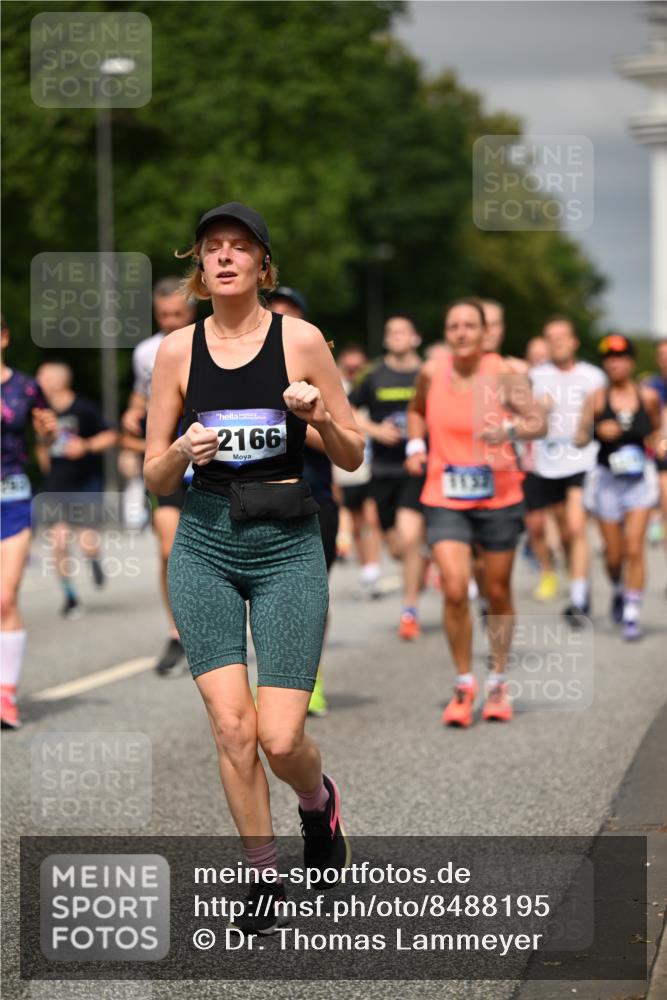29.06.2025 - hella hamburg halbmarathon Dr. Thomas Lammeyer http://msf.ph/oto/8488195 29.06.2025 10:21:23 Kennedybrücke 1083, 1137, 1403, 1795, 2225, 2860, 2908, 3210, 3464, 3466, 3802, 3803, 4852, 5390, 5929, 5930, 5995, 6126, 6128, 6328, 6352, 6520, 6522, 6786, 6941, 7114, 7115, 7291, 7345, 7945, 8210, 8253, 8309, 8433, 8558, 8895, 8983, 9259, 9400, 9647, 9848, 10377, 10460, 10592, 10620, 10735 meine-sportfotos.de