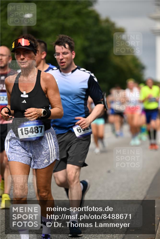 29.06.2025 - hella hamburg halbmarathon Dr. Thomas Lammeyer http://msf.ph/oto/8488671 29.06.2025 10:21:28 Kennedybrücke 1083, 1137, 1156, 1795, 2225, 2259, 2860, 2908, 3210, 3464, 3466, 3802, 3803, 4852, 5390, 5929, 5930, 5995, 6126, 6128, 6254, 6336, 6352, 6520, 6522, 6786, 7011, 7114, 7115, 7291, 7945, 8210, 8253, 8309, 8433, 8558, 8895, 9259, 9400, 9647, 9848, 10460, 10592, 10620, 10735 meine-sportfotos.de