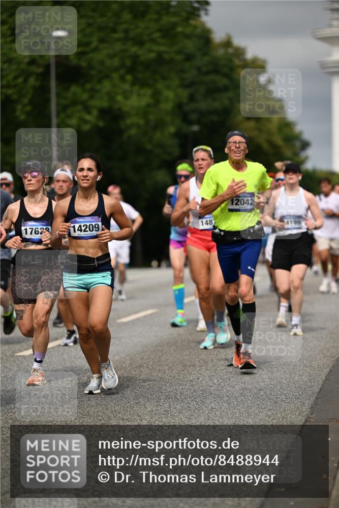 29.06.2025 - hella hamburg halbmarathon Dr. Thomas Lammeyer http://msf.ph/oto/8488944 29.06.2025 10:21:31 Kennedybrücke 1083, 1137, 1156, 1204, 1795, 2225, 2259, 2860, 2908, 3210, 3464, 3466, 3802, 3803, 4852, 5390, 5929, 5930, 5995, 6126, 6128, 6254, 6336, 6352, 6520, 6522, 6786, 7011, 7115, 7291, 7945, 8210, 8253, 8309, 8351, 8433, 8558, 8895, 9259, 9400, 9647, 9848, 10460, 10592, 10620 meine-sportfotos.de
