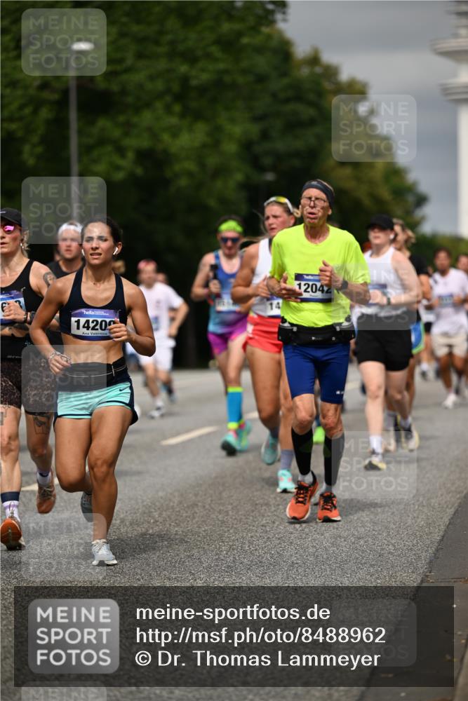 29.06.2025 - hella hamburg halbmarathon Dr. Thomas Lammeyer http://msf.ph/oto/8488962 29.06.2025 10:21:32 Kennedybrücke 1083, 1137, 1156, 1204, 1795, 2225, 2259, 2860, 2908, 3210, 3464, 3466, 3802, 3803, 4218, 4852, 5929, 5930, 5995, 6126, 6128, 6254, 6336, 6352, 6520, 6522, 6786, 7011, 7291, 7945, 8210, 8253, 8309, 8351, 8433, 8558, 8895, 9259, 9400, 9647, 9848, 10460, 10592, 10620 meine-sportfotos.de