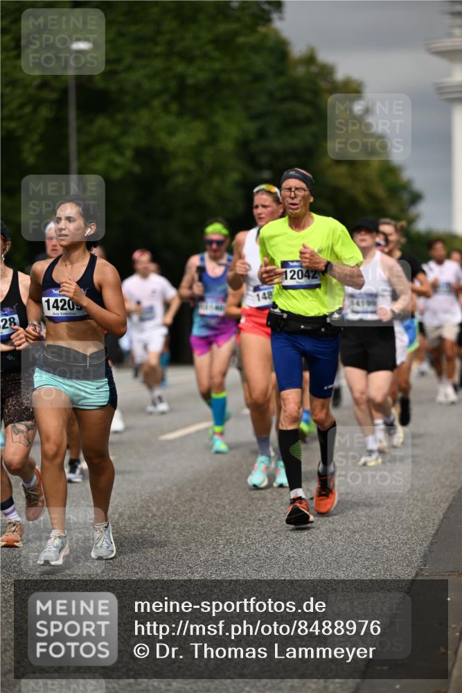 29.06.2025 - hella hamburg halbmarathon Dr. Thomas Lammeyer http://msf.ph/oto/8488976 29.06.2025 10:21:32 Kennedybrücke 1083, 1137, 1156, 1204, 1795, 2225, 2259, 2860, 2908, 3210, 3464, 3466, 3802, 3803, 4218, 4852, 5929, 5930, 5995, 6126, 6128, 6254, 6336, 6352, 6520, 6522, 6786, 7011, 7291, 7945, 8210, 8253, 8309, 8351, 8433, 8558, 8895, 9259, 9400, 9647, 9848, 10460, 10592, 10620 meine-sportfotos.de
