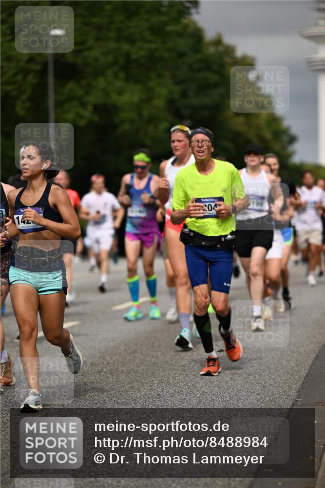 29.06.2025 - hella hamburg halbmarathon Dr. Thomas Lammeyer http://msf.ph/oto/8488984 29.06.2025 10:21:32 Kennedybrücke 1083, 1137, 1156, 1204, 1795, 2225, 2259, 2860, 2908, 3210, 3464, 3466, 3802, 3803, 4218, 4852, 5929, 5930, 5995, 6126, 6128, 6254, 6336, 6352, 6520, 6522, 6786, 7011, 7291, 7945, 8210, 8253, 8309, 8351, 8433, 8558, 8895, 9259, 9400, 9647, 9848, 10460, 10592, 10620 meine-sportfotos.de
