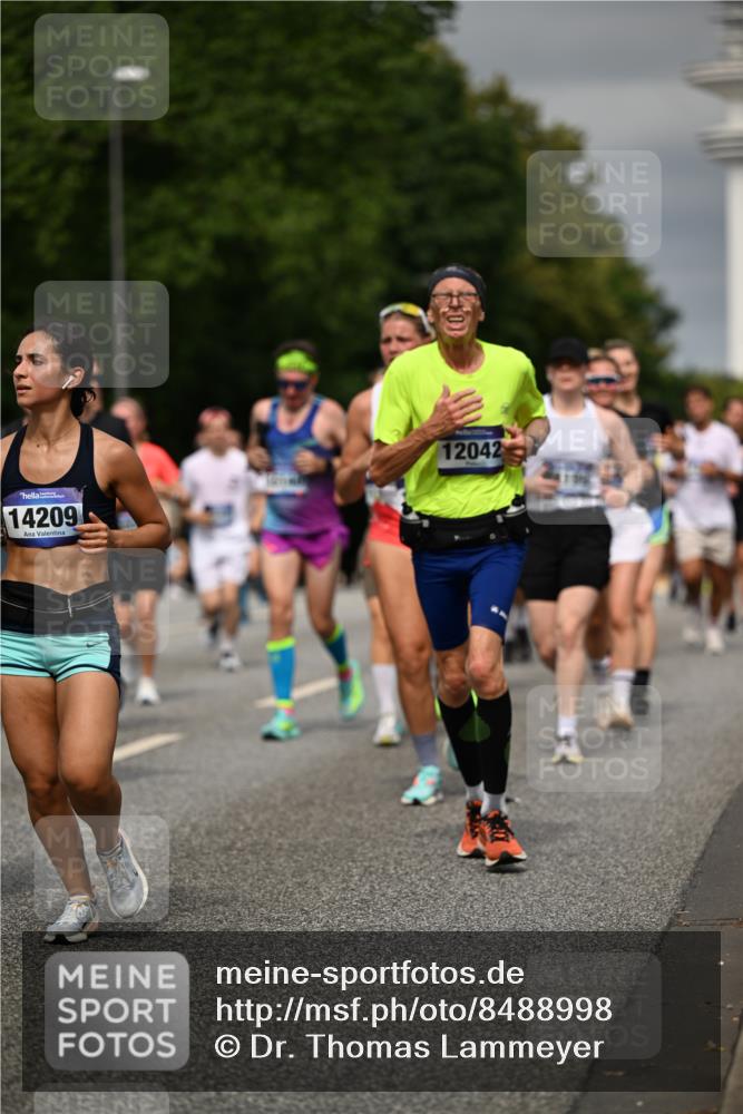 29.06.2025 - hella hamburg halbmarathon Dr. Thomas Lammeyer http://msf.ph/oto/8488998 29.06.2025 10:21:32 Kennedybrücke 1083, 1137, 1156, 1204, 1795, 2225, 2259, 2860, 2908, 3210, 3464, 3466, 3802, 3803, 4218, 4852, 5929, 5930, 5995, 6126, 6128, 6254, 6336, 6352, 6520, 6522, 6786, 7011, 7291, 7945, 8210, 8253, 8309, 8351, 8433, 8558, 8895, 9259, 9400, 9647, 9848, 10460, 10592, 10620 meine-sportfotos.de