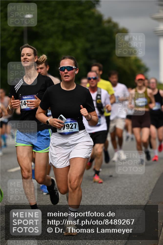 29.06.2025 - hella hamburg halbmarathon Dr. Thomas Lammeyer http://msf.ph/oto/8489267 29.06.2025 10:21:36 Kennedybrücke 1015, 1083, 1137, 1156, 1204, 1274, 1749, 1795, 2225, 2259, 2860, 3210, 3292, 3464, 3466, 3802, 3803, 4218, 4852, 5929, 5930, 6254, 6336, 6352, 6520, 6786, 7011, 7258, 7291, 7945, 8210, 8253, 8309, 8351, 8433, 8558, 9400, 9647, 9848, 10460, 10620, 10677 meine-sportfotos.de