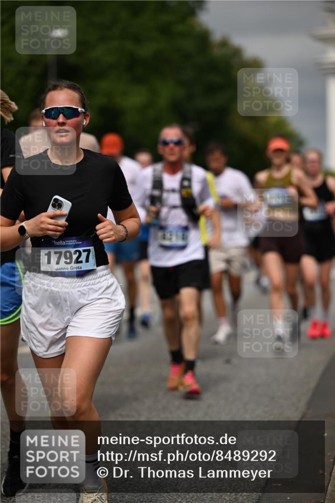 29.06.2025 - hella hamburg halbmarathon Dr. Thomas Lammeyer http://msf.ph/oto/8489292 29.06.2025 10:21:36 Kennedybrücke 1015, 1083, 1137, 1156, 1204, 1274, 1749, 1795, 2225, 2259, 2860, 3210, 3292, 3464, 3466, 3802, 3803, 4218, 4852, 5929, 5930, 6254, 6336, 6352, 6520, 6786, 7011, 7258, 7291, 7945, 8210, 8253, 8309, 8351, 8433, 8558, 9400, 9647, 9848, 10460, 10620, 10677 meine-sportfotos.de