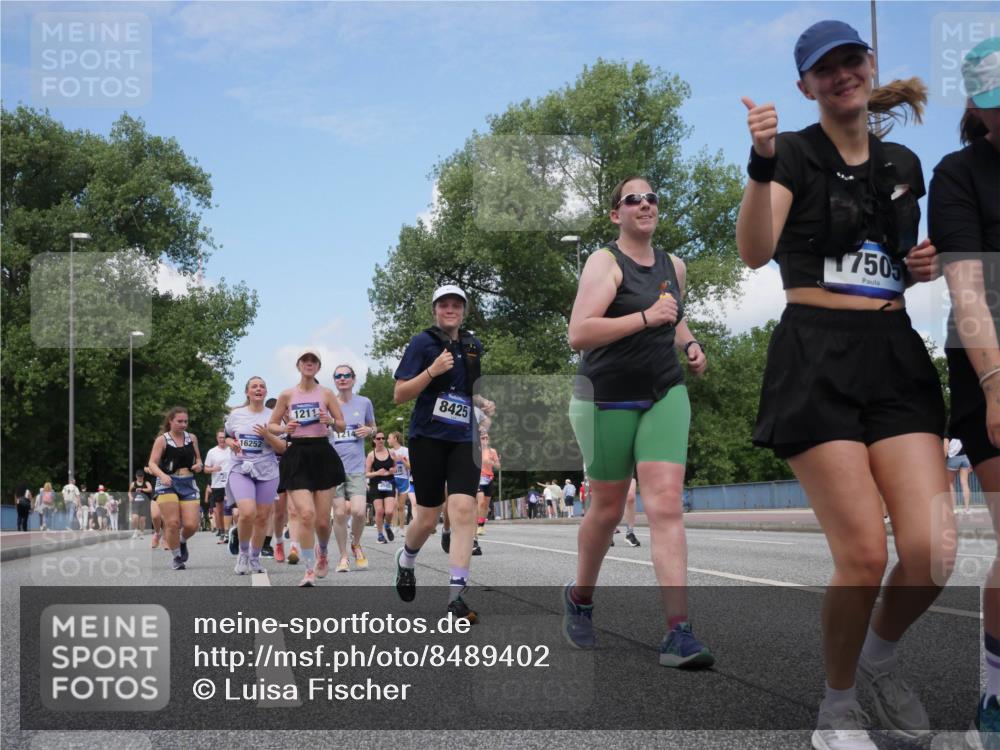 29.06.2025 - hella hamburg halbmarathon Luisa Fischer http://msf.ph/oto/8489402 29.06.2025 11:27:06 Kennedybrücke 14, 16252, 1212, 8425, 750, 1211, 1214, 2663, 3758, 4253, 4505, 6221, 8340, 8425, 8653, 10546, 10547 meine-sportfotos.de