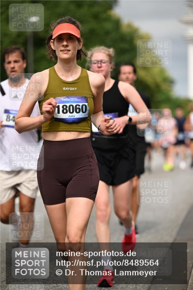 29.06.2025 - hella hamburg halbmarathon Dr. Thomas Lammeyer http://msf.ph/oto/8489564 29.06.2025 10:21:40 Kennedybrücke 1015, 1083, 1156, 1204, 1274, 1458, 1622, 1749, 1795, 2259, 3138, 3210, 3292, 3464, 3466, 3802, 3803, 4218, 4852, 5929, 5930, 6254, 6336, 6352, 6520, 6786, 7011, 7258, 7291, 7945, 8210, 8309, 8351, 8433, 8607, 9400, 9848, 10460, 10509, 10620, 10677, 11372 meine-sportfotos.de