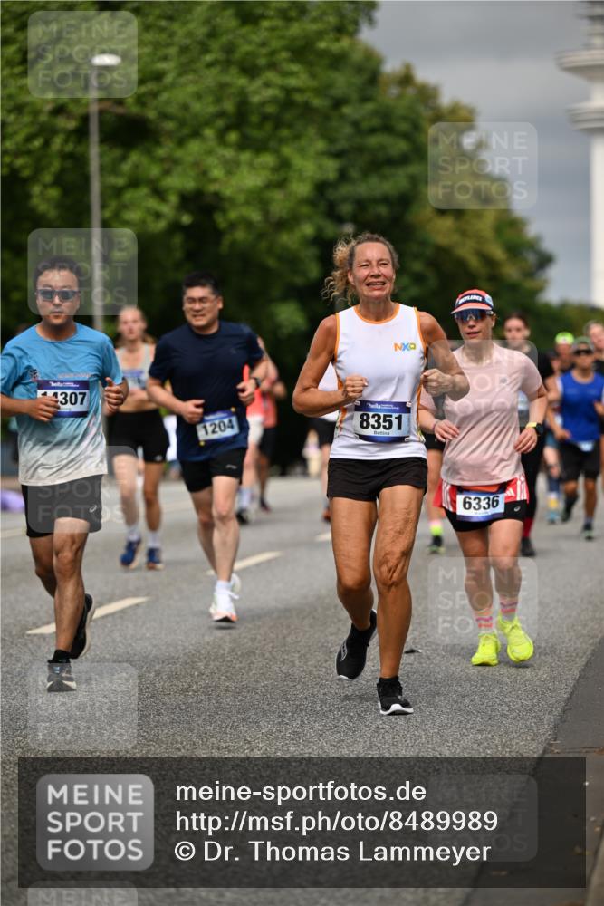 29.06.2025 - hella hamburg halbmarathon Dr. Thomas Lammeyer http://msf.ph/oto/8489989 29.06.2025 10:21:45 Kennedybrücke 1015, 1156, 1204, 1274, 1458, 1622, 1749, 1795, 2094, 2259, 2931, 3138, 3292, 3464, 3466, 3802, 3803, 4218, 4852, 5004, 5929, 5930, 6254, 6336, 6352, 7011, 7258, 7945, 8210, 8351, 8433, 8607, 9400, 9848, 10460, 10509, 10620, 10677, 11275, 11372 meine-sportfotos.de