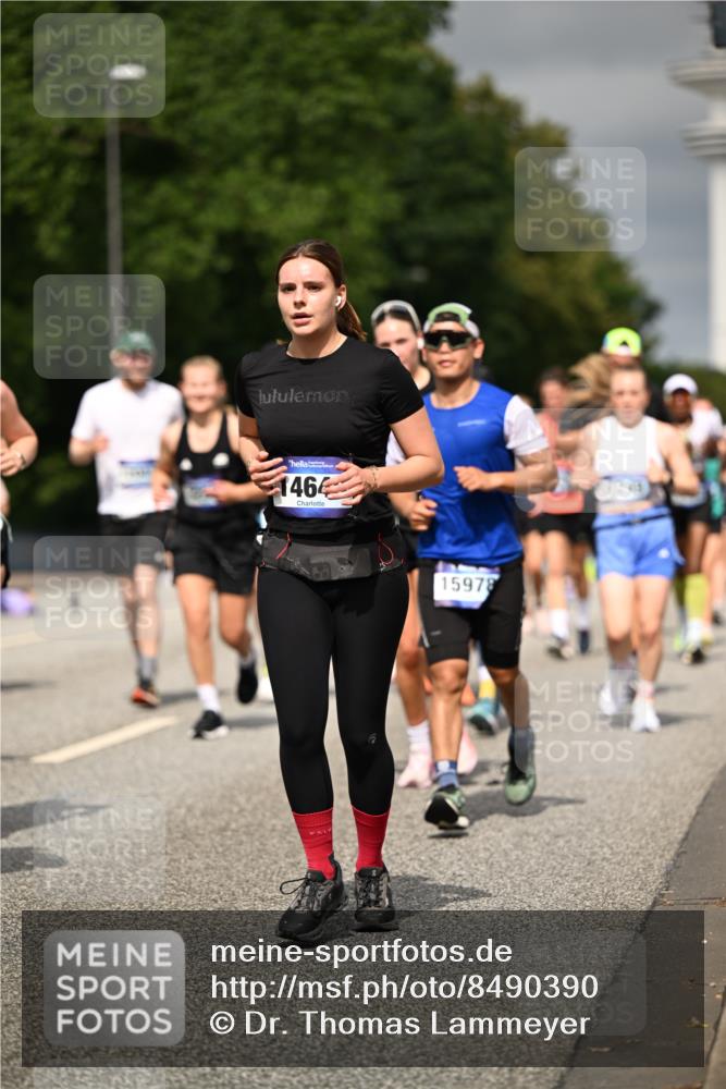 29.06.2025 - hella hamburg halbmarathon Dr. Thomas Lammeyer http://msf.ph/oto/8490390 29.06.2025 10:21:50 Kennedybrücke 1015, 1156, 1204, 1274, 1458, 1554, 1622, 1749, 1795, 2094, 2147, 2259, 2548, 2931, 3138, 3292, 4218, 4852, 5002, 5004, 5294, 5930, 6254, 6336, 6352, 7011, 7094, 7258, 7641, 8144, 8210, 8351, 8433, 8607, 9400, 9798, 9848, 10460, 10509, 10620, 10677, 11275, 11372 meine-sportfotos.de