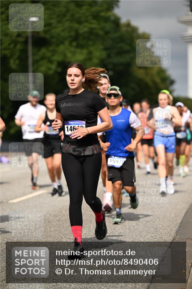 29.06.2025 - hella hamburg halbmarathon Dr. Thomas Lammeyer http://msf.ph/oto/8490406 29.06.2025 10:21:50 Kennedybrücke 1015, 1156, 1204, 1274, 1458, 1554, 1622, 1749, 1795, 2094, 2147, 2259, 2548, 2931, 3138, 3292, 4218, 4852, 5002, 5004, 5294, 5930, 6254, 6336, 6352, 7011, 7094, 7258, 7641, 8144, 8210, 8351, 8433, 8607, 9400, 9798, 9848, 10460, 10509, 10620, 10677, 11275, 11372 meine-sportfotos.de