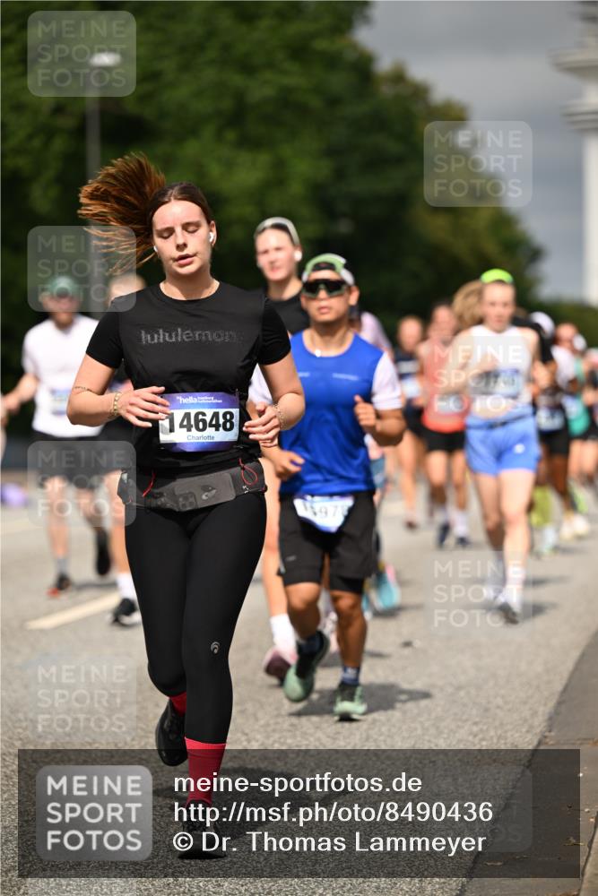 29.06.2025 - hella hamburg halbmarathon Dr. Thomas Lammeyer http://msf.ph/oto/8490436 29.06.2025 10:21:50 Kennedybrücke 1015, 1156, 1204, 1274, 1458, 1554, 1622, 1749, 1795, 2094, 2147, 2259, 2548, 2931, 3138, 3292, 4218, 4852, 5002, 5004, 5294, 5930, 6254, 6336, 6352, 7011, 7094, 7258, 7641, 8144, 8210, 8351, 8433, 8607, 9400, 9798, 9848, 10460, 10509, 10620, 10677, 11275, 11372 meine-sportfotos.de