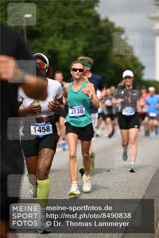 29.06.2025 - hella hamburg halbmarathon Dr. Thomas Lammeyer http://msf.ph/oto/8490838 29.06.2025 10:21:55 Kennedybrücke 1015, 1156, 1204, 1274, 1458, 1554, 1622, 1641, 1749, 2094, 2147, 2259, 2548, 2931, 3138, 3292, 3977, 4218, 4804, 5002, 5004, 5023, 5294, 6254, 6336, 7011, 7094, 7258, 7641, 8144, 8351, 8607, 9798, 10509, 10677, 11275, 11372 meine-sportfotos.de