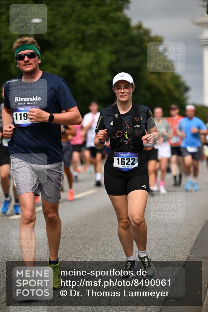 29.06.2025 - hella hamburg halbmarathon Dr. Thomas Lammeyer http://msf.ph/oto/8490961 29.06.2025 10:21:57 Kennedybrücke 1015, 1204, 1274, 1458, 1554, 1622, 1641, 1749, 1982, 2094, 2147, 2259, 2548, 2931, 3138, 3292, 3977, 4218, 4804, 5002, 5004, 5023, 5294, 6254, 6336, 7094, 7258, 7641, 8144, 8351, 8607, 9539, 9798, 10332, 10509, 10677, 10831, 11275, 11372 meine-sportfotos.de