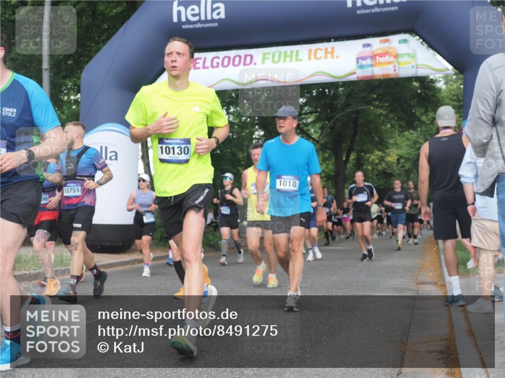 29.06.2025 - hella hamburg halbmarathon KatJ http://msf.ph/oto/8491275 29.06.2025 11:38:00 Zwischen KM18-KM19 1018, 1095, 2216, 2217, 3390, 6190, 7062, 7755, 8272, 8367 meine-sportfotos.de