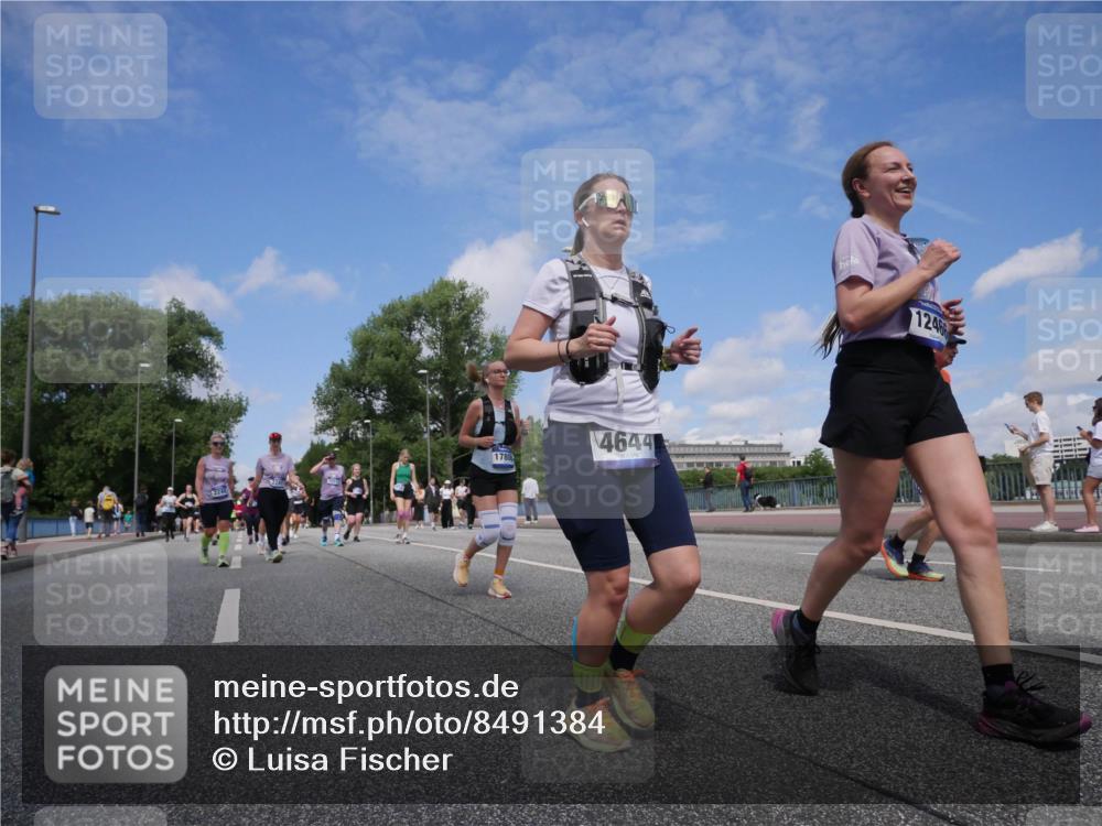 29.06.2025 - hella hamburg halbmarathon Luisa Fischer http://msf.ph/oto/8491384 29.06.2025 11:29:08 Kennedybrücke 2245, 1780, 4644, 12466, 2241, 2245, 3220, 3551, 4283, 4644, 4723, 4724, 5081, 5852, 8753 meine-sportfotos.de