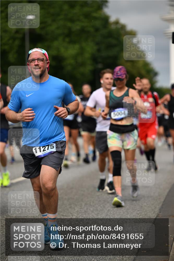29.06.2025 - hella hamburg halbmarathon Dr. Thomas Lammeyer http://msf.ph/oto/8491655 29.06.2025 10:22:03 Kennedybrücke 1015, 1067, 1274, 1298, 1458, 1554, 1622, 1641, 1749, 1982, 2094, 2147, 2305, 2548, 2931, 3138, 3292, 3977, 4194, 4738, 4804, 5002, 5004, 5023, 5294, 7094, 7258, 7641, 8144, 8248, 8607, 9539, 9586, 9734, 9798, 10332, 10509, 10677, 10831, 11275, 11372 meine-sportfotos.de