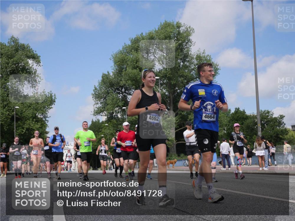 29.06.2025 - hella hamburg halbmarathon Luisa Fischer http://msf.ph/oto/8491728 29.06.2025 11:29:28 Kennedybrücke 12149, 7663, 8734, 17512, 8729, 11012, 382, 6293, 4662, 4664, 3297, 3290, 3291, 3820, 3821, 4662, 4664, 6693, 7400, 7663, 8019, 8729, 8734, 9920, 10095, 10695 meine-sportfotos.de