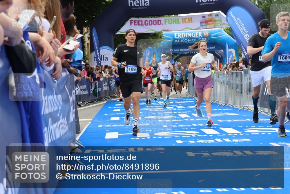 29.06.2025 - hella hamburg halbmarathon Strokosch-Dieckow http://msf.ph/oto/8491896 29.06.2025 10:43:17 Ziel 1675, 2653, 3109, 3124, 3146, 7026, 7093, 10099, 10237, 13348, 15706, 15921, 16314, 16720, 16997, 17391, 18274, 18304, 18987, 19009, 19051 meine-sportfotos.de