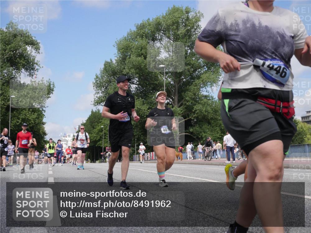 29.06.2025 - hella hamburg halbmarathon Luisa Fischer http://msf.ph/oto/8491962 29.06.2025 11:29:39 Kennedybrücke 401, 13918, 1446, 1446, 2118, 4015, 4016, 6693, 7400, 7663, 8019, 8729, 8734, 10095 meine-sportfotos.de