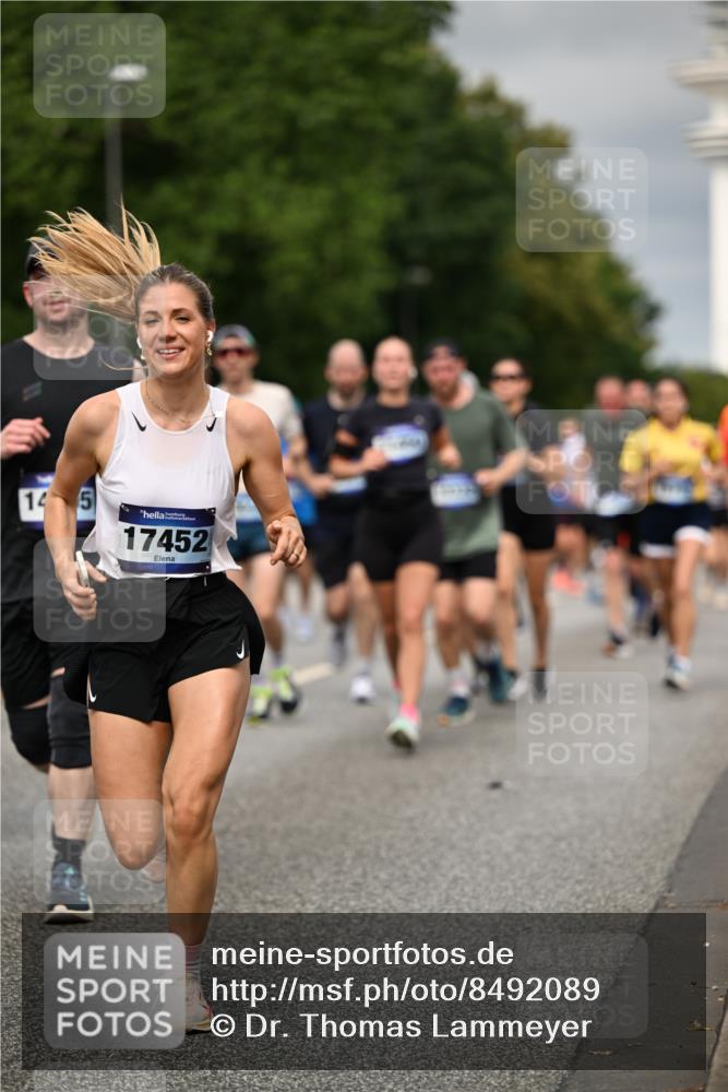 29.06.2025 - hella hamburg halbmarathon Dr. Thomas Lammeyer http://msf.ph/oto/8492089 29.06.2025 10:22:10 Kennedybrücke 1067, 1268, 1298, 1477, 1554, 1622, 1641, 1982, 2087, 2094, 2147, 2305, 2548, 2931, 3482, 3977, 4194, 4738, 4804, 5002, 5004, 5023, 5290, 5294, 6332, 7094, 7160, 7641, 7649, 7882, 7883, 8144, 8248, 9539, 9586, 9717, 9734, 9798, 9834, 10332, 10509, 10831, 10908, 10946, 11275, 11352 meine-sportfotos.de