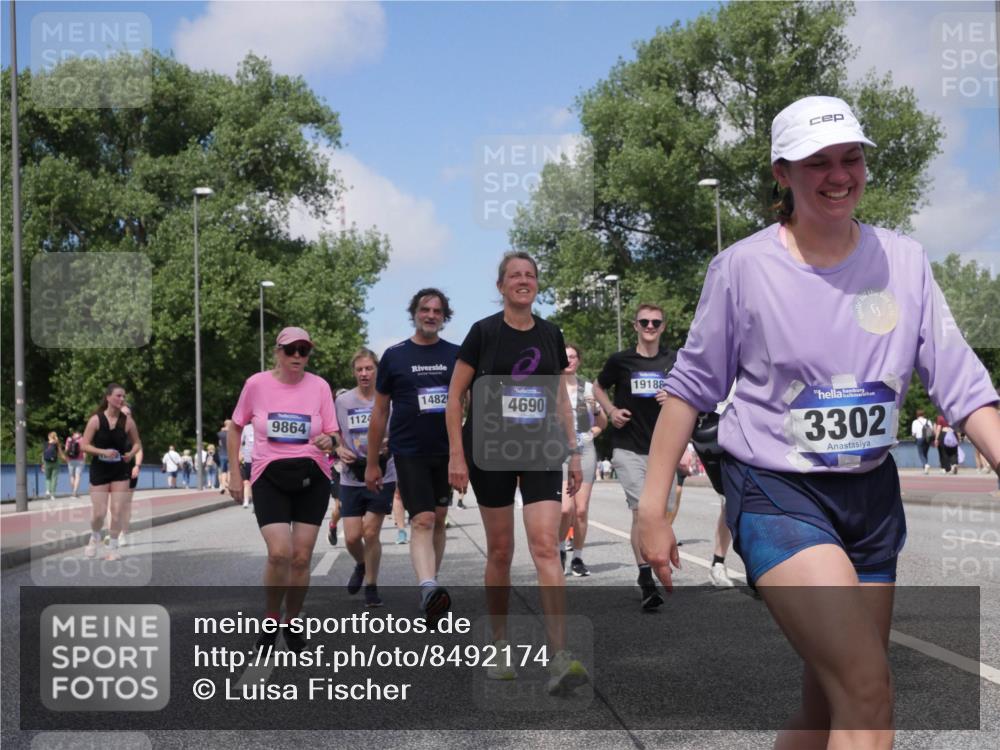 29.06.2025 - hella hamburg halbmarathon Luisa Fischer http://msf.ph/oto/8492174 29.06.2025 11:30:48 Kennedybrücke 9864, 1124, 1482, 4690, 19188, 3302, 2666, 3083, 3084, 3302, 3556, 4690, 5090, 5542, 5864, 5865, 8178, 9355, 9864, 10226, 10802 meine-sportfotos.de