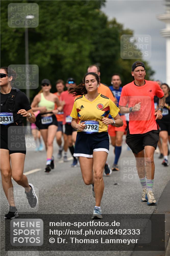 29.06.2025 - hella hamburg halbmarathon Dr. Thomas Lammeyer http://msf.ph/oto/8492333 29.06.2025 10:22:14 Kennedybrücke 1067, 1268, 1298, 1477, 1554, 1641, 1982, 2087, 2147, 2305, 2548, 2634, 3482, 3977, 4194, 4738, 4804, 5002, 5004, 5023, 5290, 5294, 6332, 7094, 7160, 7413, 7641, 7649, 7838, 7882, 7883, 8144, 8248, 9539, 9586, 9717, 9734, 9798, 9834, 9844, 10174, 10332, 10831, 10908, 10946, 11275, 11352 meine-sportfotos.de