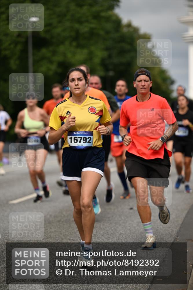 29.06.2025 - hella hamburg halbmarathon Dr. Thomas Lammeyer http://msf.ph/oto/8492392 29.06.2025 10:22:14 Kennedybrücke 1067, 1268, 1298, 1477, 1554, 1641, 1982, 2087, 2147, 2305, 2548, 2634, 3482, 3977, 4194, 4738, 4804, 5002, 5004, 5023, 5290, 5294, 6332, 7094, 7160, 7413, 7641, 7649, 7838, 7882, 7883, 8144, 8248, 9539, 9586, 9717, 9734, 9798, 9834, 9844, 10174, 10332, 10831, 10908, 10946, 11275, 11352 meine-sportfotos.de