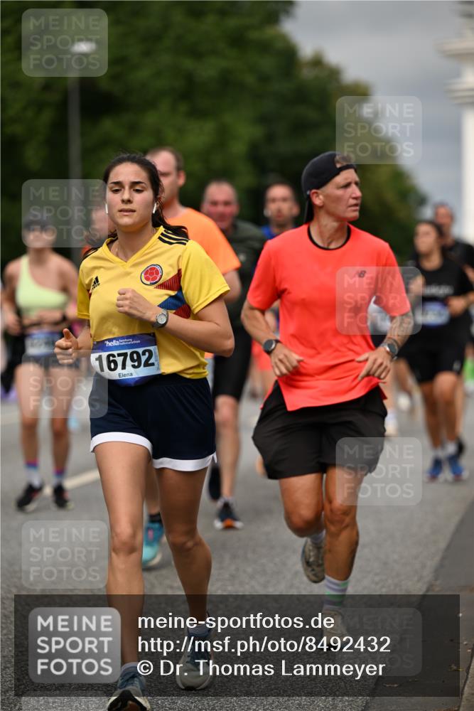 29.06.2025 - hella hamburg halbmarathon Dr. Thomas Lammeyer http://msf.ph/oto/8492432 29.06.2025 10:22:15 Kennedybrücke 1067, 1268, 1298, 1477, 1554, 1641, 1982, 2087, 2147, 2305, 2548, 2634, 3482, 3977, 4194, 4738, 4804, 5002, 5004, 5023, 5290, 5294, 6332, 7094, 7160, 7413, 7641, 7649, 7838, 7882, 7883, 8144, 8248, 9539, 9586, 9717, 9734, 9798, 9834, 9844, 10174, 10332, 10831, 10908, 10946, 11275, 11352 meine-sportfotos.de