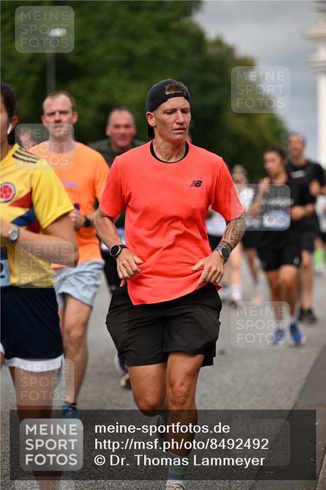 29.06.2025 - hella hamburg halbmarathon Dr. Thomas Lammeyer http://msf.ph/oto/8492492 29.06.2025 10:22:15 Kennedybrücke 1067, 1268, 1298, 1477, 1554, 1641, 1982, 2087, 2147, 2305, 2548, 2634, 3482, 3977, 4194, 4738, 4804, 5002, 5004, 5023, 5290, 5294, 6332, 7094, 7160, 7413, 7641, 7649, 7838, 7882, 7883, 8144, 8248, 9539, 9586, 9717, 9734, 9798, 9834, 9844, 10174, 10332, 10831, 10908, 10946, 11275, 11352 meine-sportfotos.de