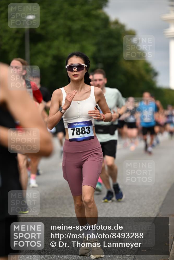 29.06.2025 - hella hamburg halbmarathon Dr. Thomas Lammeyer http://msf.ph/oto/8493288 29.06.2025 10:22:26 Kennedybrücke 1067, 1268, 1298, 1477, 1820, 1982, 2087, 2305, 2634, 2821, 3125, 3482, 4194, 4738, 5290, 5909, 6332, 7160, 7413, 7649, 7838, 7882, 7883, 8248, 8341, 9222, 9539, 9586, 9717, 9734, 9834, 9844, 10174, 10332, 10659, 10831, 10908, 10946, 11352 meine-sportfotos.de