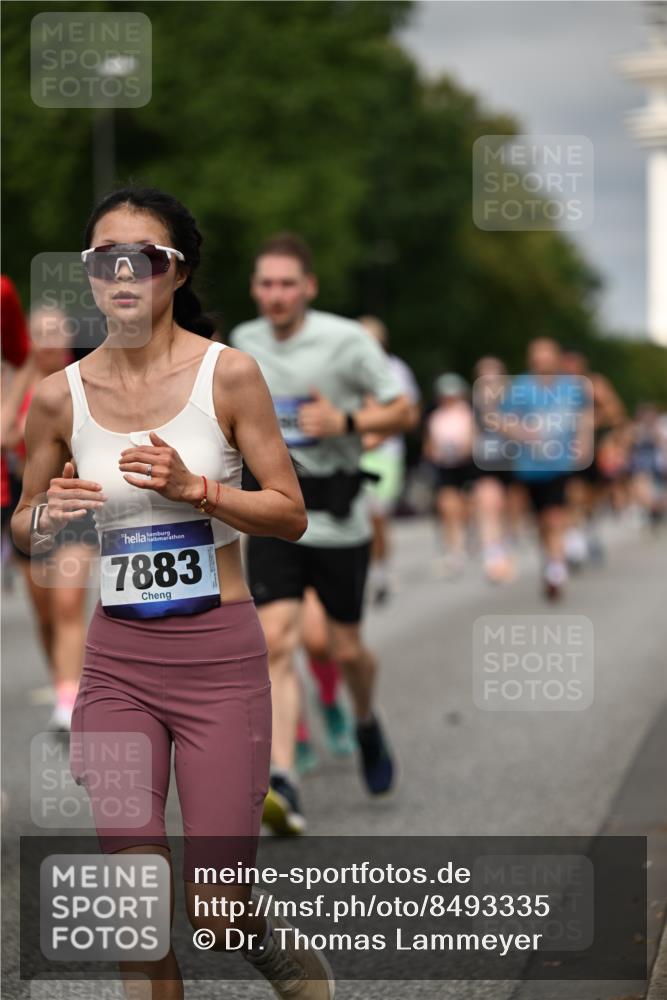 29.06.2025 - hella hamburg halbmarathon Dr. Thomas Lammeyer http://msf.ph/oto/8493335 29.06.2025 10:22:26 Kennedybrücke 1067, 1268, 1298, 1477, 1820, 1982, 2087, 2305, 2634, 2821, 3125, 3482, 4194, 4738, 5290, 5909, 6332, 7160, 7413, 7649, 7838, 7882, 7883, 8248, 8341, 9222, 9539, 9586, 9717, 9734, 9834, 9844, 10174, 10332, 10659, 10831, 10908, 10946, 11352 meine-sportfotos.de