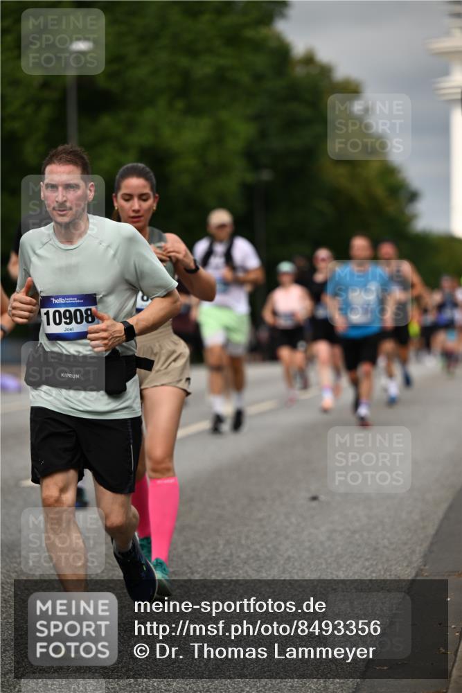 29.06.2025 - hella hamburg halbmarathon Dr. Thomas Lammeyer http://msf.ph/oto/8493356 29.06.2025 10:22:27 Kennedybrücke 1067, 1234, 1268, 1298, 1477, 1820, 2087, 2305, 2335, 2634, 2821, 3125, 3482, 4194, 4738, 5290, 5909, 6332, 7160, 7413, 7649, 7838, 7882, 7883, 8248, 8341, 9222, 9539, 9586, 9717, 9734, 9834, 9844, 10174, 10659, 10831, 10908, 10946, 11352 meine-sportfotos.de