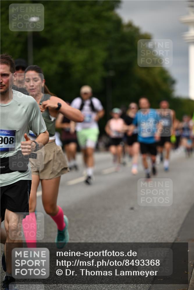 29.06.2025 - hella hamburg halbmarathon Dr. Thomas Lammeyer http://msf.ph/oto/8493368 29.06.2025 10:22:27 Kennedybrücke 1067, 1234, 1268, 1298, 1477, 1820, 2087, 2305, 2335, 2634, 2821, 3125, 3482, 4194, 4738, 5290, 5909, 6332, 7160, 7413, 7649, 7838, 7882, 7883, 8248, 8341, 9222, 9539, 9586, 9717, 9734, 9834, 9844, 10174, 10659, 10831, 10908, 10946, 11352 meine-sportfotos.de
