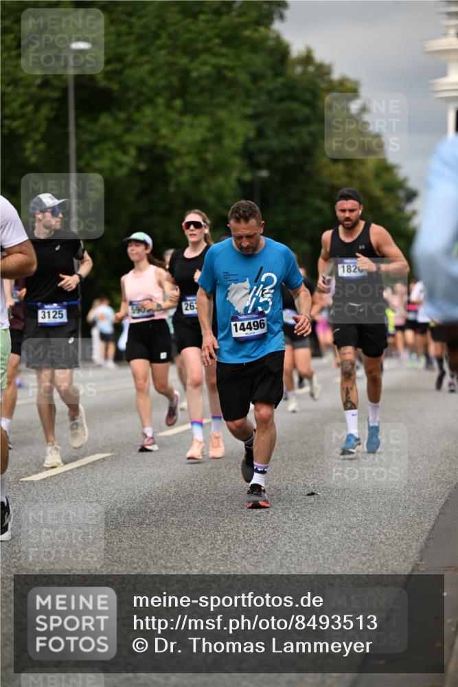 29.06.2025 - hella hamburg halbmarathon Dr. Thomas Lammeyer http://msf.ph/oto/8493513 29.06.2025 10:22:31 Kennedybrücke 1234, 1268, 1477, 1820, 2087, 2335, 2634, 2821, 3125, 3482, 4123, 4383, 4738, 5290, 5909, 6332, 7160, 7413, 7445, 7649, 7838, 7882, 7883, 8067, 8341, 9222, 9276, 9586, 9717, 9834, 9844, 10174, 10659, 10908, 10946, 11352 meine-sportfotos.de