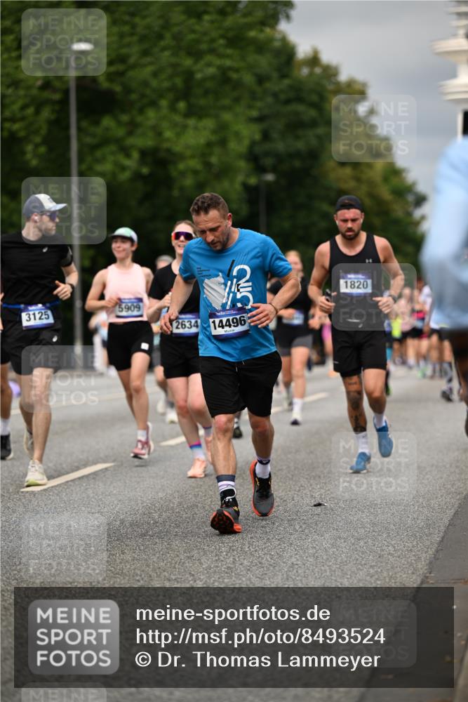 29.06.2025 - hella hamburg halbmarathon Dr. Thomas Lammeyer http://msf.ph/oto/8493524 29.06.2025 10:22:31 Kennedybrücke 1234, 1268, 1477, 1820, 2087, 2335, 2634, 2821, 3125, 3482, 4123, 4383, 4738, 5290, 5909, 6332, 7160, 7413, 7445, 7649, 7838, 7882, 7883, 8067, 8341, 9222, 9276, 9586, 9717, 9834, 9844, 10174, 10659, 10908, 10946, 11352 meine-sportfotos.de