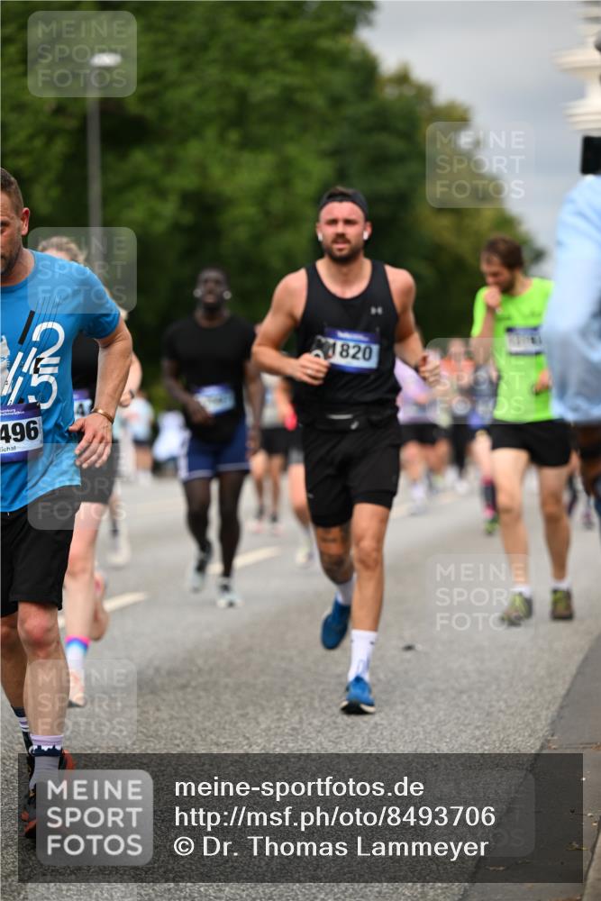 29.06.2025 - hella hamburg halbmarathon Dr. Thomas Lammeyer http://msf.ph/oto/8493706 29.06.2025 10:22:33 Kennedybrücke 1234, 1268, 1477, 1820, 2087, 2335, 2634, 2821, 3125, 3482, 4123, 4383, 4738, 5290, 5909, 6332, 7121, 7160, 7413, 7445, 7649, 7838, 7882, 7883, 8067, 8341, 9222, 9276, 9717, 9834, 9844, 10174, 10502, 10659, 10856, 10908, 10946, 11352 meine-sportfotos.de