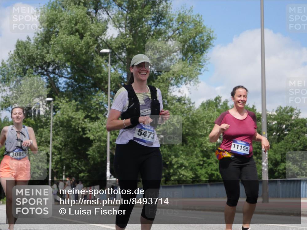 29.06.2025 - hella hamburg halbmarathon Luisa Fischer http://msf.ph/oto/8493714 29.06.2025 11:35:18 Kennedybrücke 3085, 5473, 11155, 3089, 3703, 5473, 6025 meine-sportfotos.de