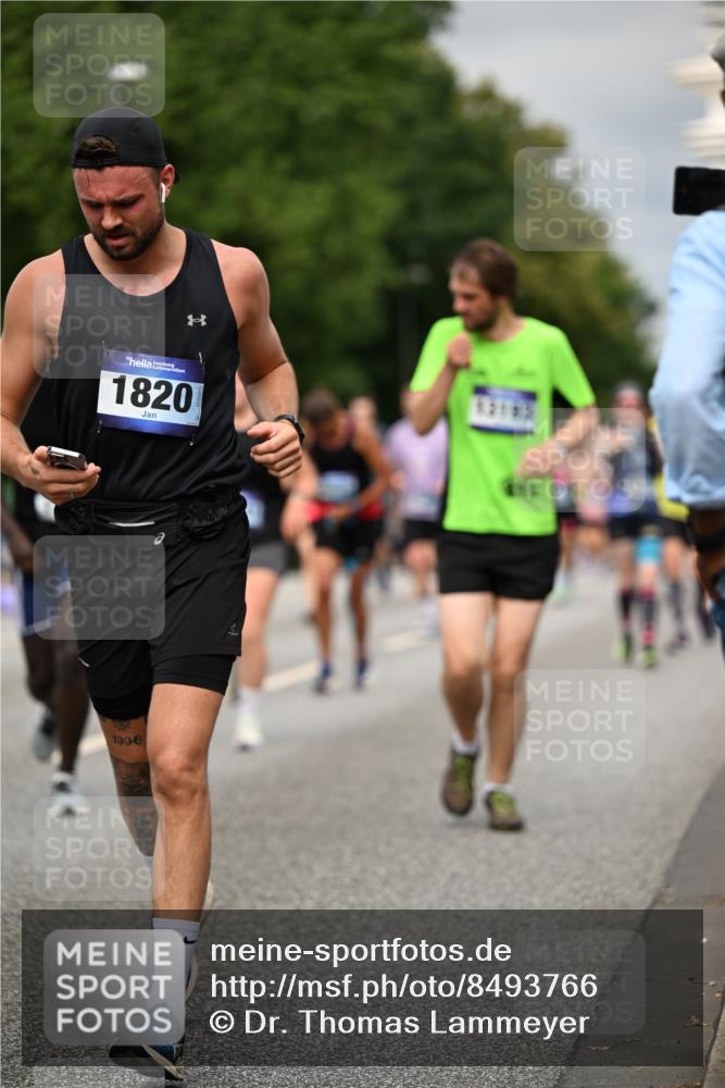 29.06.2025 - hella hamburg halbmarathon Dr. Thomas Lammeyer http://msf.ph/oto/8493766 29.06.2025 10:22:34 Kennedybrücke 1234, 1268, 1477, 1820, 2087, 2335, 2634, 2821, 3125, 3202, 3482, 4123, 4383, 5290, 5909, 6332, 7121, 7160, 7413, 7445, 7649, 7838, 7882, 7883, 8067, 8341, 9222, 9276, 9505, 9717, 9834, 9844, 10174, 10502, 10659, 10856, 10908, 10946, 11020, 11352 meine-sportfotos.de