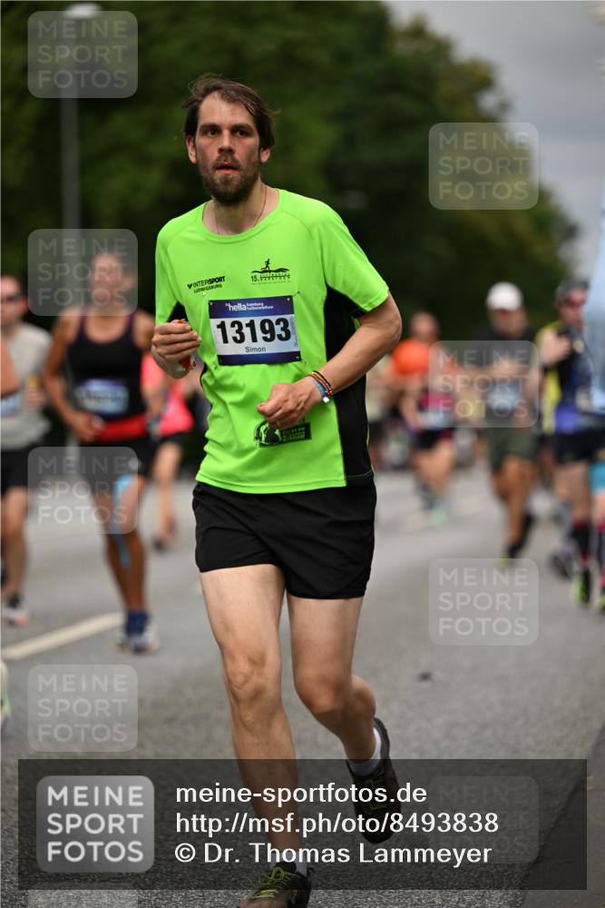 29.06.2025 - hella hamburg halbmarathon Dr. Thomas Lammeyer http://msf.ph/oto/8493838 29.06.2025 10:22:36 Kennedybrücke 1234, 1268, 1820, 2087, 2335, 2634, 2821, 3125, 3202, 3482, 4123, 4383, 5290, 5611, 5733, 5909, 6332, 7121, 7160, 7413, 7445, 7838, 7882, 7883, 8067, 8341, 8665, 9222, 9276, 9505, 9834, 9844, 10174, 10467, 10502, 10659, 10856, 10908, 10946, 11020, 11352 meine-sportfotos.de