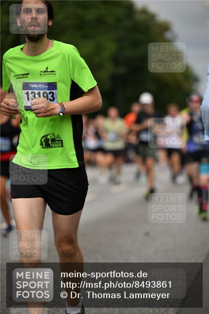 29.06.2025 - hella hamburg halbmarathon Dr. Thomas Lammeyer http://msf.ph/oto/8493861 29.06.2025 10:22:36 Kennedybrücke 1234, 1268, 1820, 2087, 2335, 2634, 2821, 3125, 3202, 3482, 4123, 4383, 5290, 5611, 5733, 5909, 6332, 7121, 7160, 7413, 7445, 7838, 7882, 7883, 8067, 8341, 8665, 9222, 9276, 9505, 9834, 9844, 10174, 10467, 10502, 10659, 10856, 10908, 10946, 11020, 11352 meine-sportfotos.de