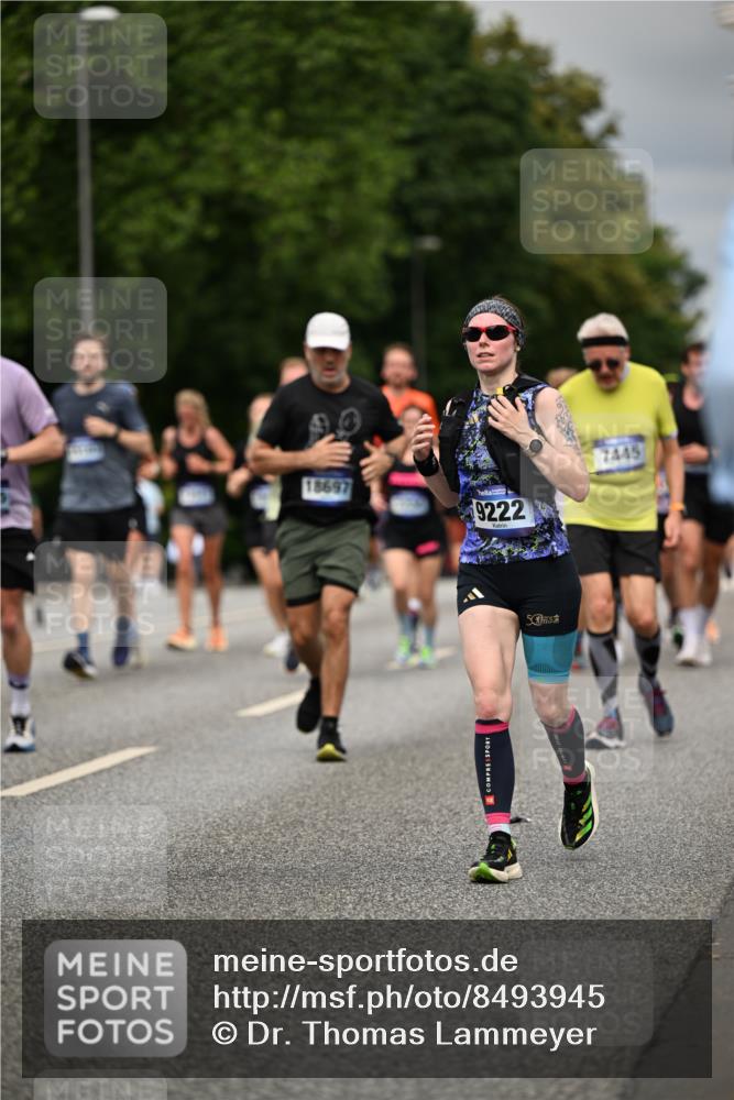 29.06.2025 - hella hamburg halbmarathon Dr. Thomas Lammeyer http://msf.ph/oto/8493945 29.06.2025 10:22:38 Kennedybrücke 1234, 1268, 1820, 2335, 2634, 2821, 3125, 3202, 4123, 4383, 5264, 5266, 5611, 5733, 5909, 6413, 7121, 7413, 7445, 7838, 7883, 8067, 8341, 8665, 9222, 9276, 9505, 9844, 10174, 10467, 10502, 10659, 10856, 10908, 10946, 11020 meine-sportfotos.de