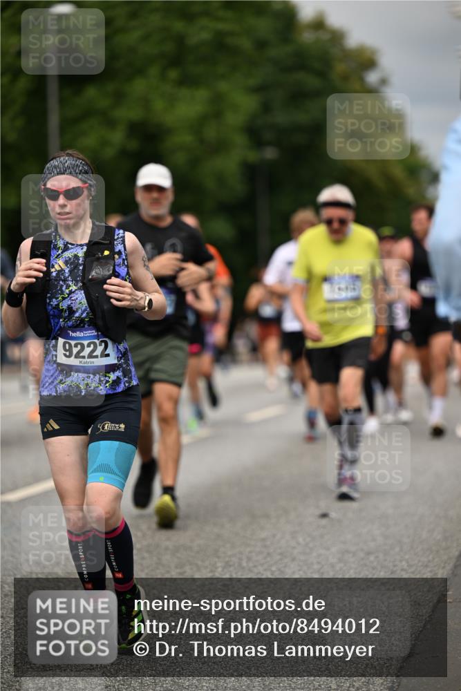 29.06.2025 - hella hamburg halbmarathon Dr. Thomas Lammeyer http://msf.ph/oto/8494012 29.06.2025 10:22:39 Kennedybrücke 1234, 1521, 1820, 2335, 2634, 2821, 3125, 3202, 4123, 4383, 5264, 5266, 5611, 5733, 5909, 6413, 7121, 7413, 7445, 7838, 8067, 8341, 8665, 9222, 9276, 9505, 9844, 10174, 10467, 10502, 10659, 10856, 10908, 10946, 11020 meine-sportfotos.de